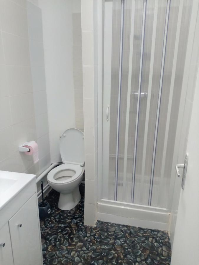 Hotel Le Celtic Montlucon Luaran gambar