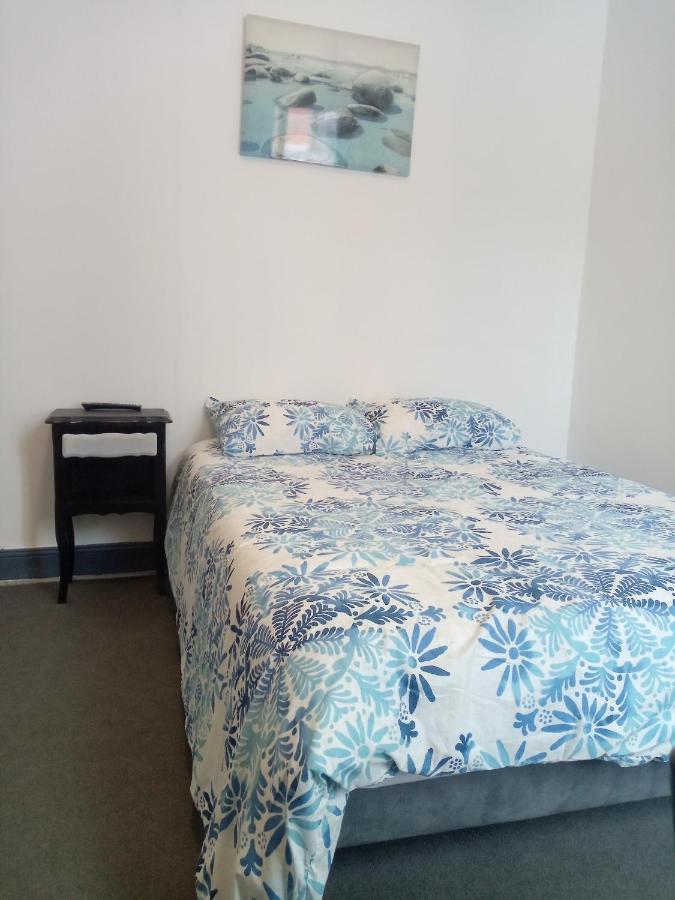 Hotel Le Celtic Montlucon Luaran gambar