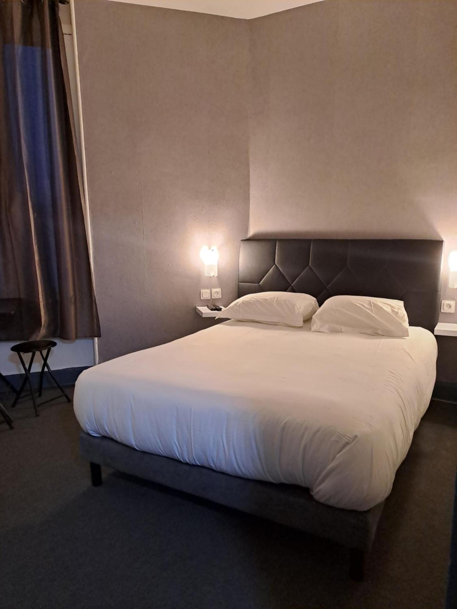 Hotel Le Celtic Montlucon Luaran gambar